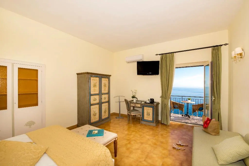 Room, Hotel Margherita, Naples