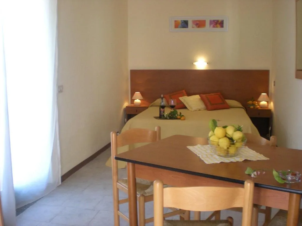 Room, Artemide, Catania