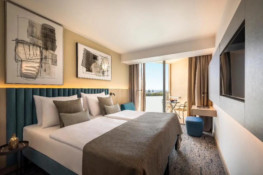 DOUBLE SIDE SEA VIEW WITH BALCONY Room, Aminess Vival Maestral Hotel, Istria
