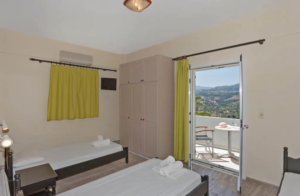QUADRUPLE STANDARD Room, Rastoni Hotel, Crete