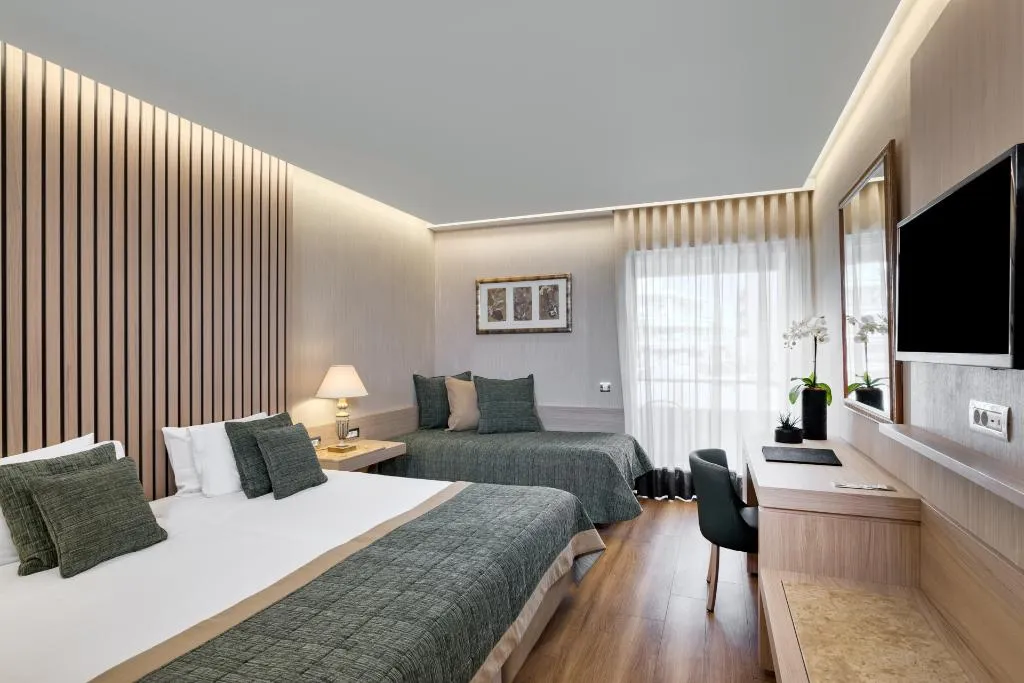 TRIPLE EXECUTIVE Room, Divani Palace Acropolis, Athens