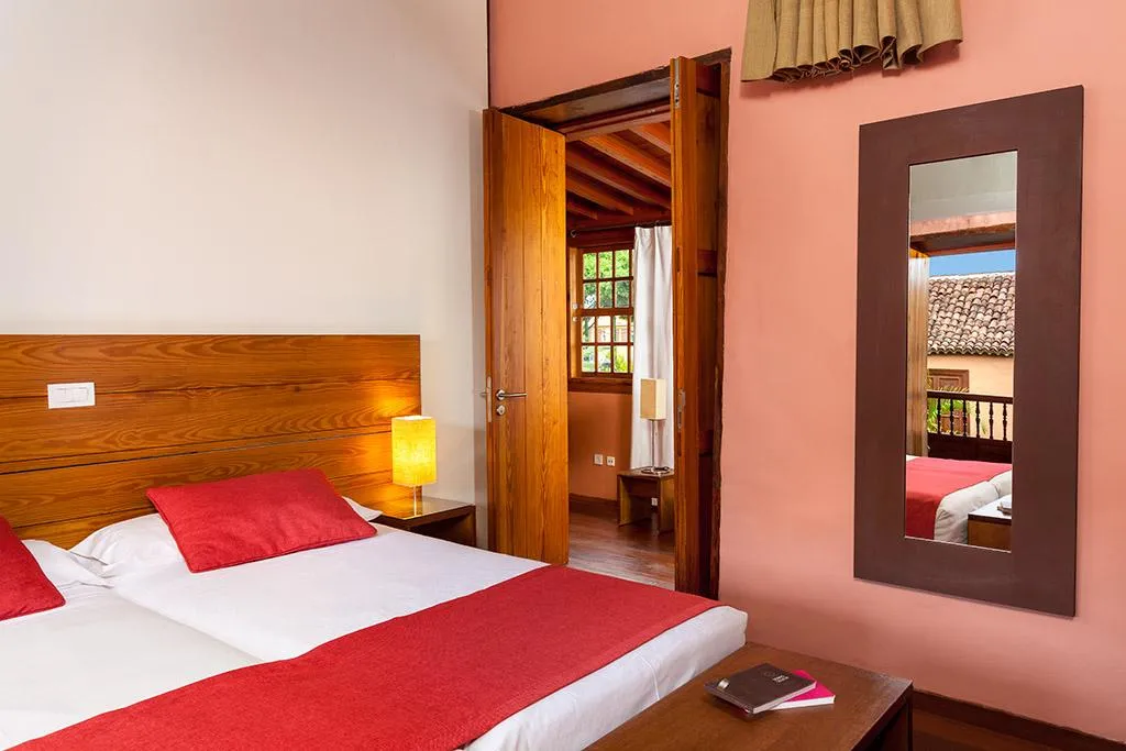 JUNIOR SUITE STANDARD Room, Hotel LIVVO La Quinta Roja, Tenerife