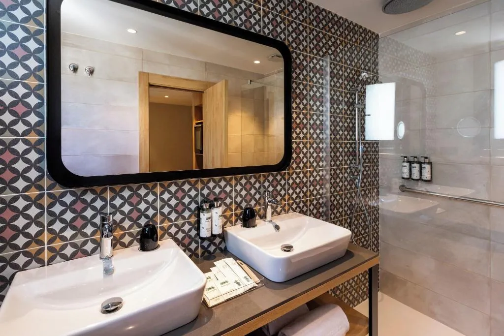 JUNIOR SUITE WITH PRIVATE POOL Room, Catalonia Excelsior, Valencia