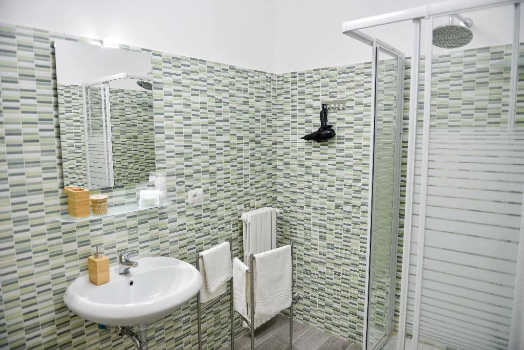 DOUBLE SUPERIOR Room, B&B Portafortuna Lucky Charm, Naples