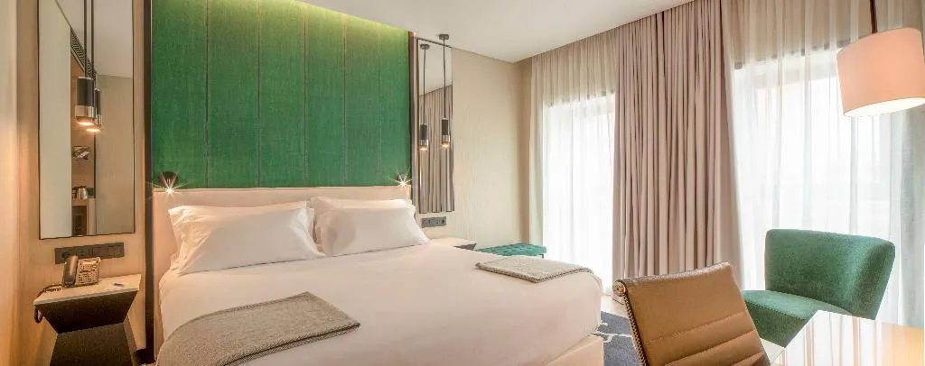 Double or Twin SUPERIOR Room, NH Porto Jardim, Porto