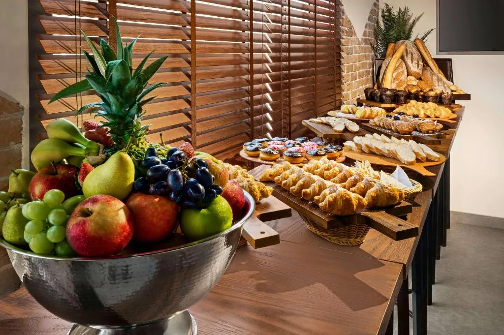 Restaurant, Wyndham Residences The Palm, Dubai