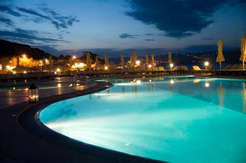 Pool, Kiani Beach Resort, Crete