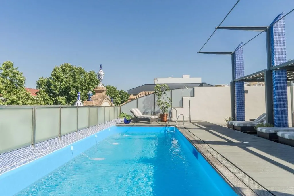 Pool, AC Ciudad de Sevilla, Seville