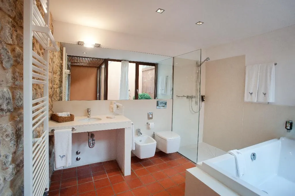JUNIOR SUITE GARDEN VIEW Room, Mas Falgarona Hotel Boutique & Spa, Costa Brava