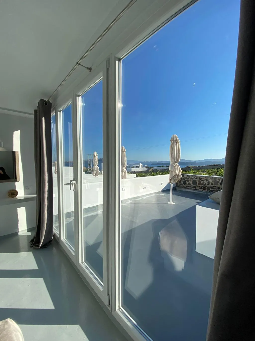 SUITE SEA VIEW Room, Serenita Luxury Suites, Santorini