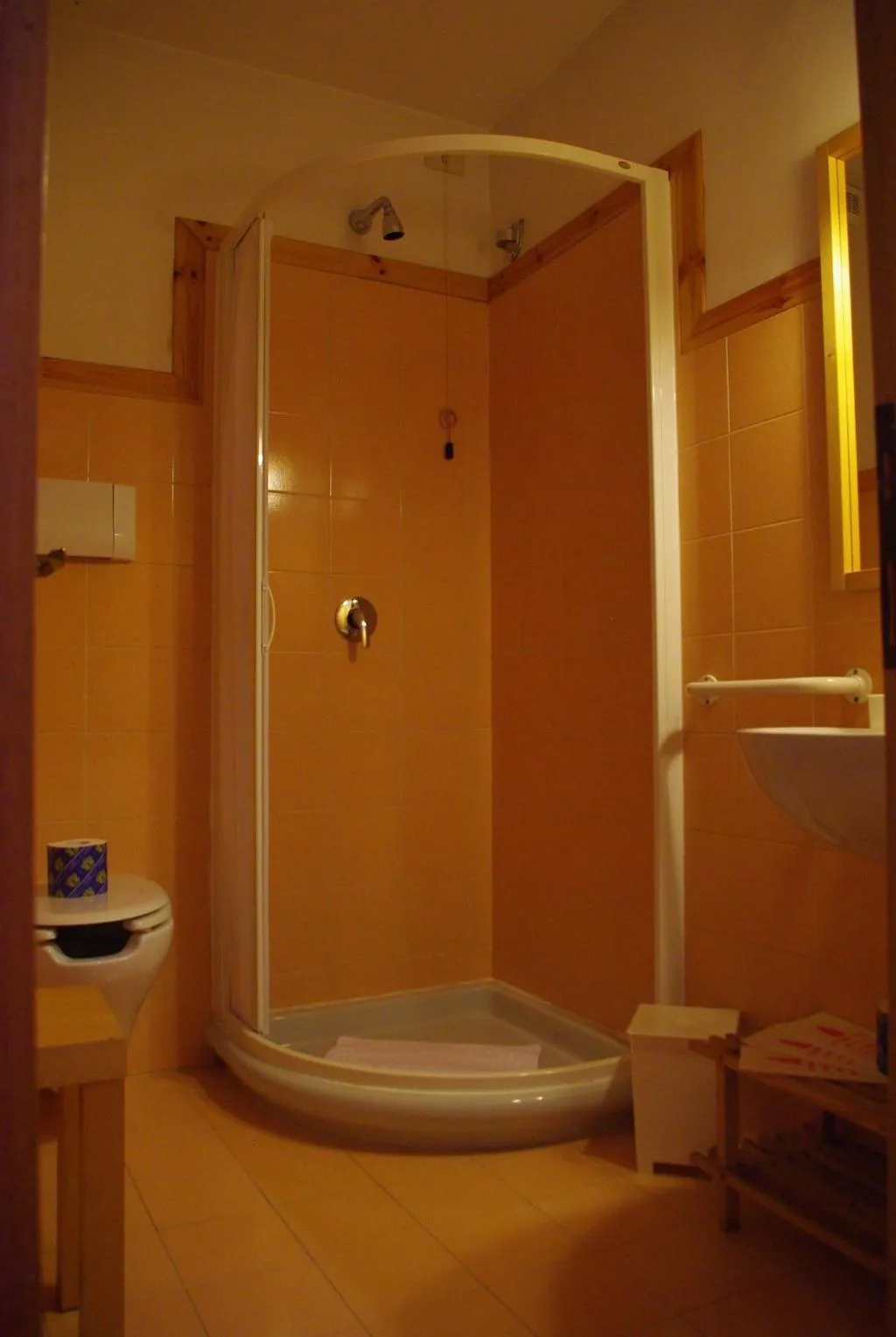 Room, Il Girasole, Milan
