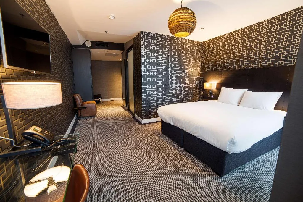 DOUBLE STANDARD Room, DoubleTree by Hilton NDSM Wharf, Amsterdam