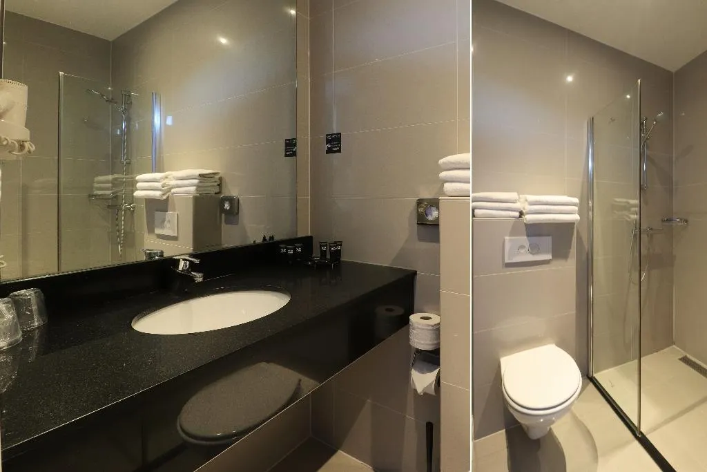 TRIPLE STANDARD Room, Hotel Van Gogh, Amsterdam