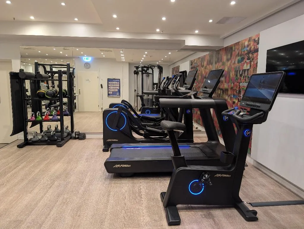 Sports and Entertainment, Park Inn by Radisson Berlin Alexanderplatz, Berlin