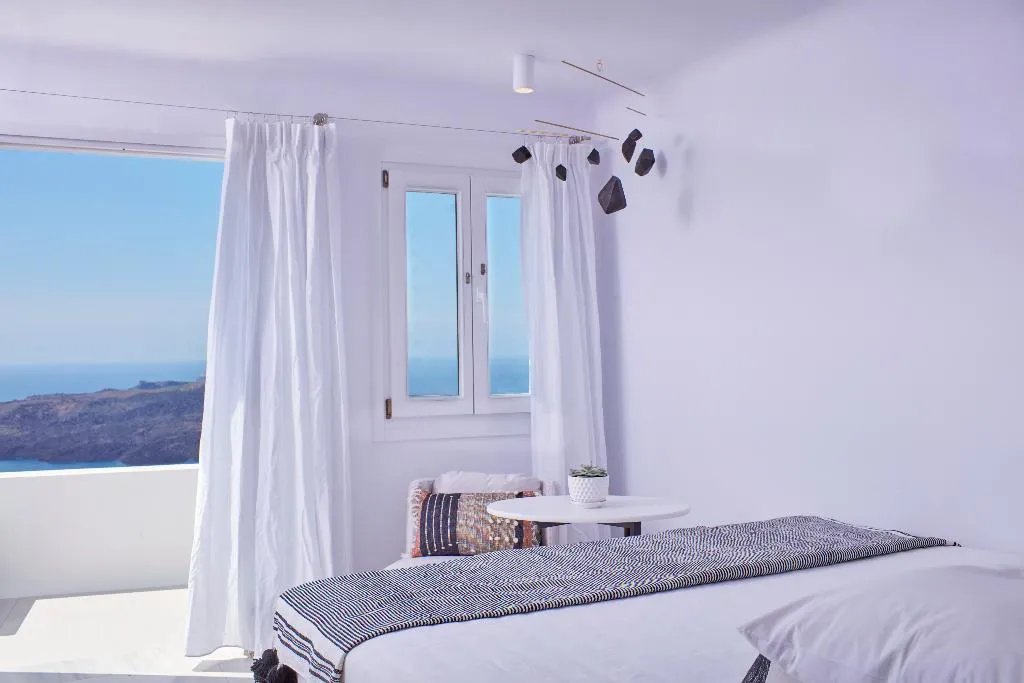 DOUBLE STANDARD Room, Cosmopolitan Suites, Santorini