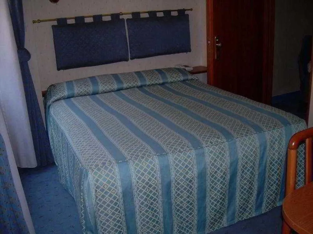 Room, Paris Hotel, Rome