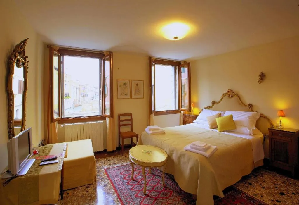 Room, 3749 Ponte Chiodo Guest House, Venice