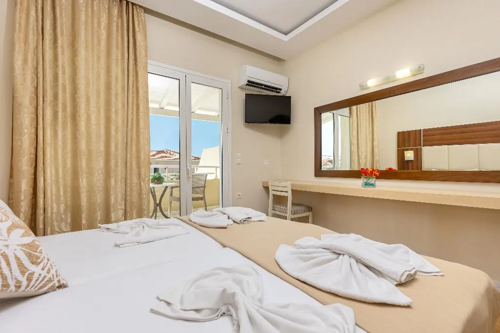Room CAPACITY 3 Room, Esperia Hotel, Zante