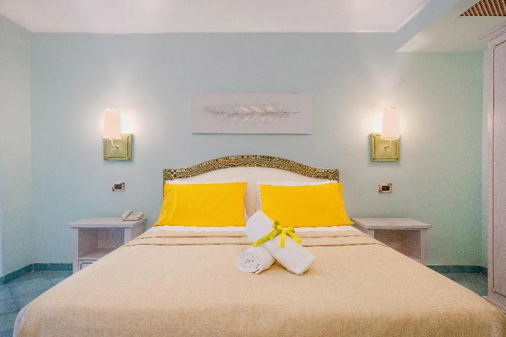 DOUBLE ECONOMY PREMIUM Room, Hotel Myage, Naples