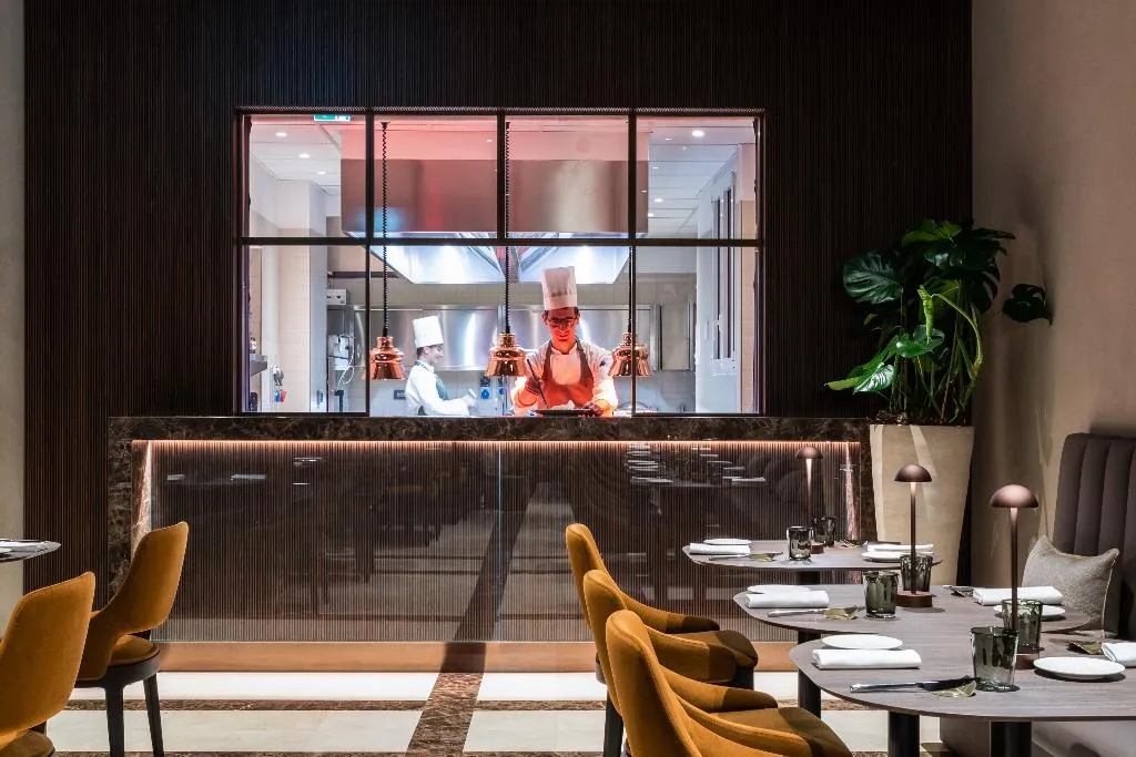 Restaurant, Hotel Cristoforo Colombo – Preferred Hotels & Res, Milan