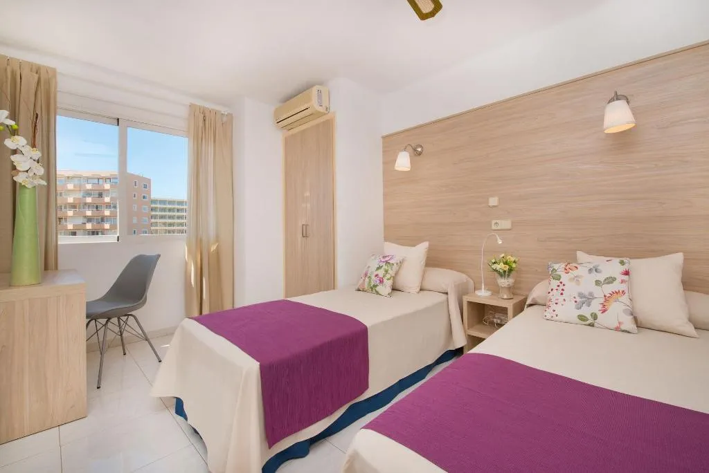 Room, Apartamentos Calablanca, Majorca