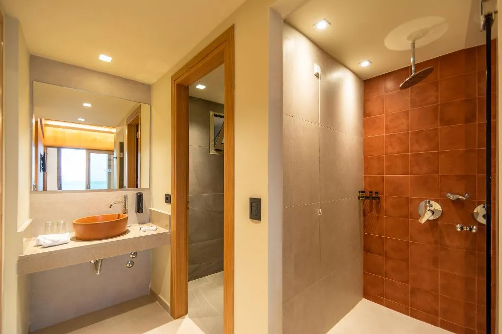 Double or Twin SEA VIEW Room, Palmera Beach Hotel & Spa, Crete