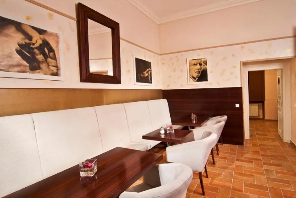 Lobby, Praga 1, Prague