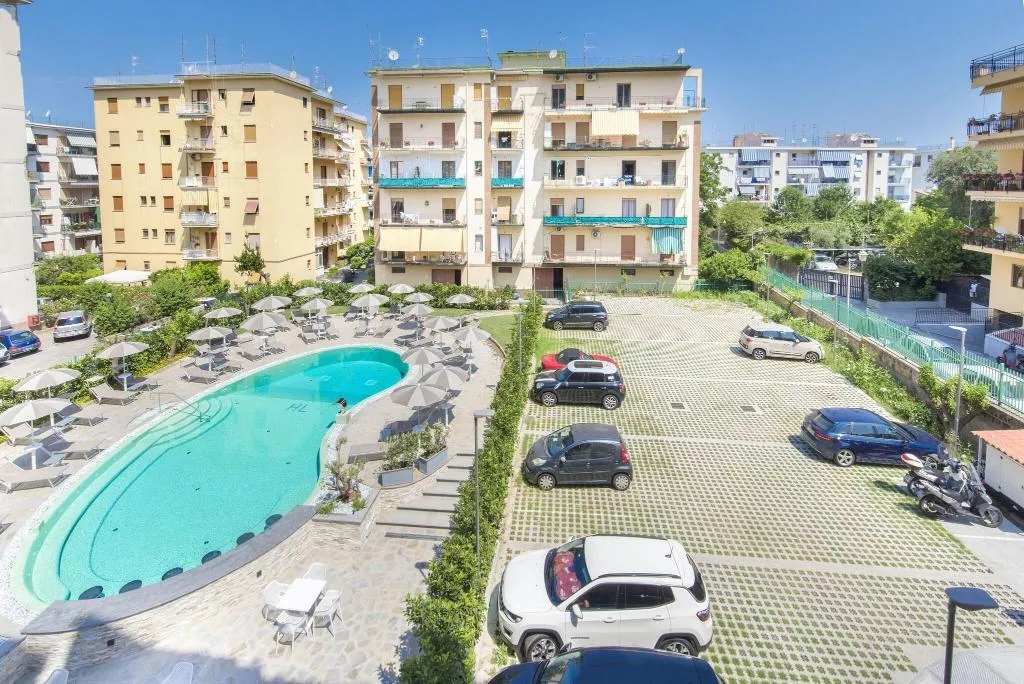 General view, Leone, Naples
