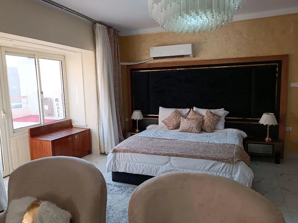 JUNIOR SUITE CAPACITY 1 Room, Indiana Hotel Cairo, Cairo