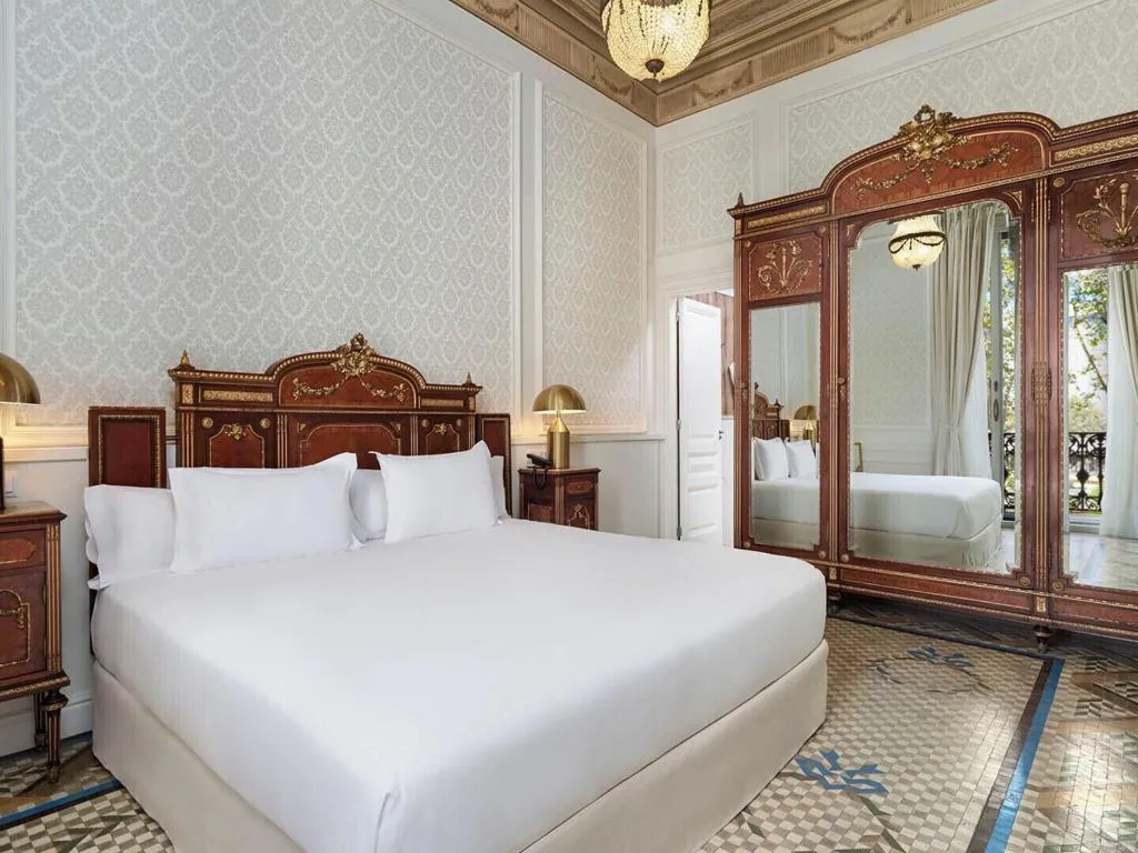 SUITE STANDARD Room, H10 Catalunya Plaza-Boutique Hotel, Barcelona