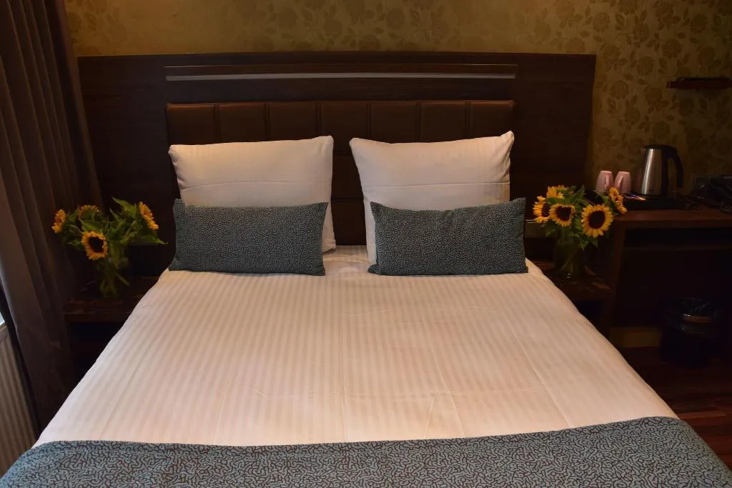 DOUBLE ECONOMY Room, Armada Hotel Amsterdam, Amsterdam