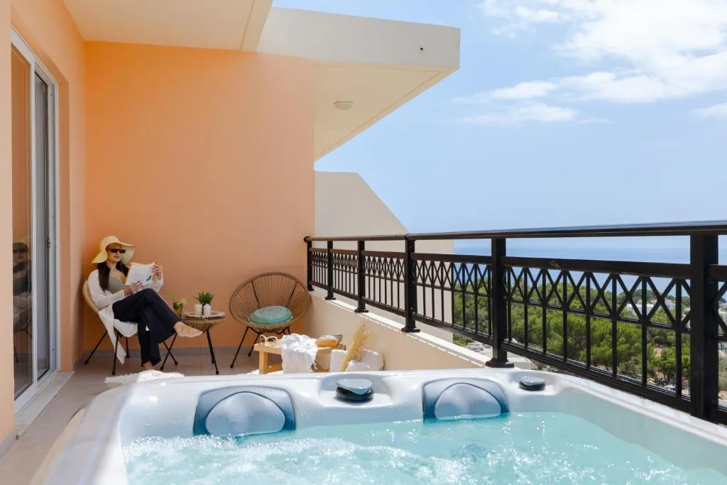 DOUBLE WITH JACUZZI Room, Lindos Nest, Rhodes