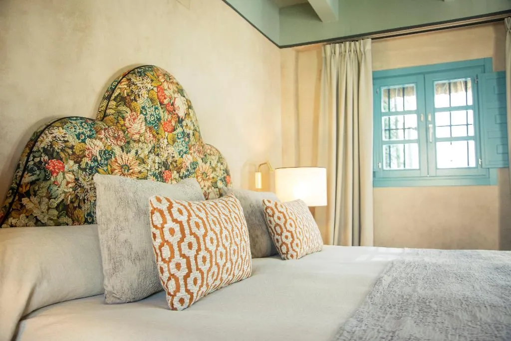 Double or Twin DELUXE Room, Hospes Las Casas del Rey de Baeza,, Seville