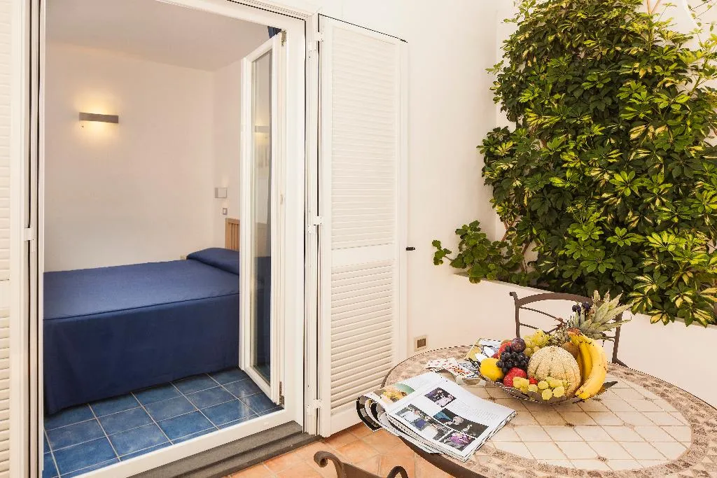 Double or Twin CLASSIC Room, Grifo Hotel Charme&SPA, Naples