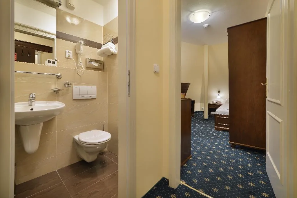 Room, Certovka, Prague