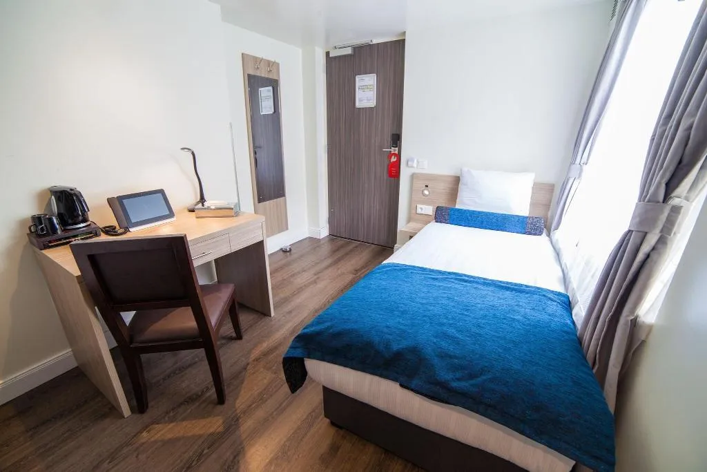 Room, Hotel Library Amsterdam, Amsterdam