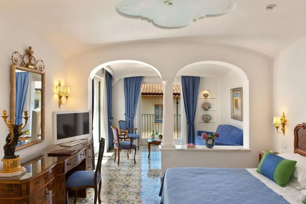 JUNIOR SUITE GARDEN VIEW Room, Grand Hotel la Favorita, Naples