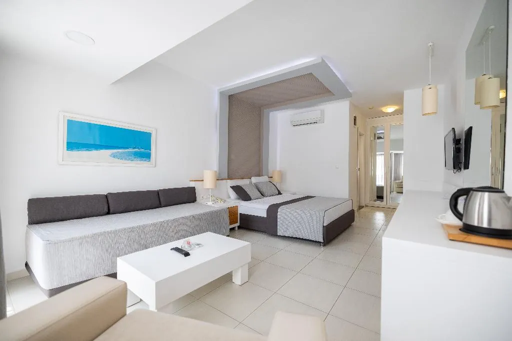 DOUBLE GARDEN VIEW Room, Kadikale Resort Spa, Bodrum