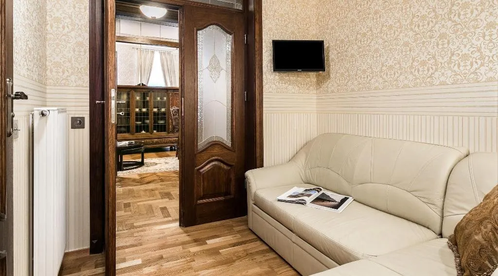 Room, Exclusive Royal Apartments, Krakow