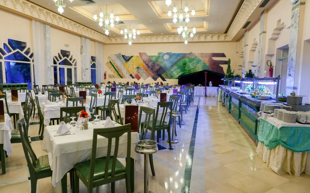 Restaurant, El Mouradi Douz, Tunisia