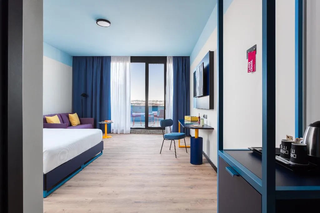 DOUBLE ONE BED Room, CX Naples Centrale, Naples