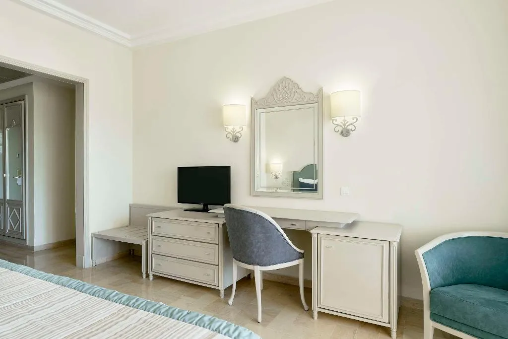 Double or Twin SIDE SEA VIEW Room, Iberostar Waves Averroes, Tunisia