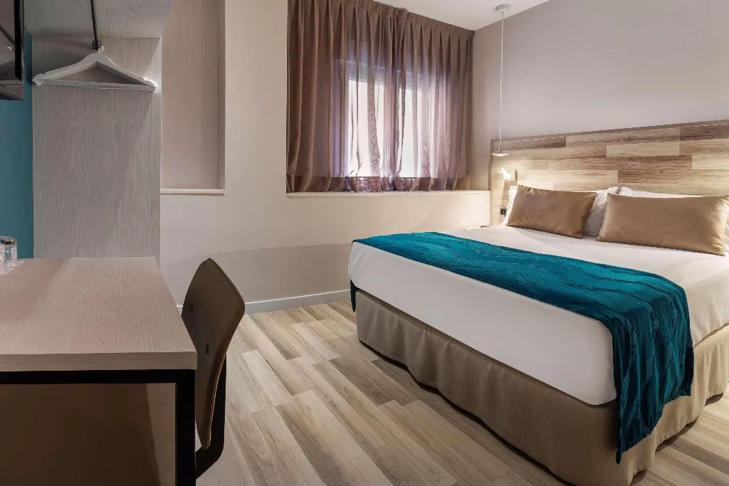 SINGLE STANDARD Room, Catalonia Santa Justa, Seville