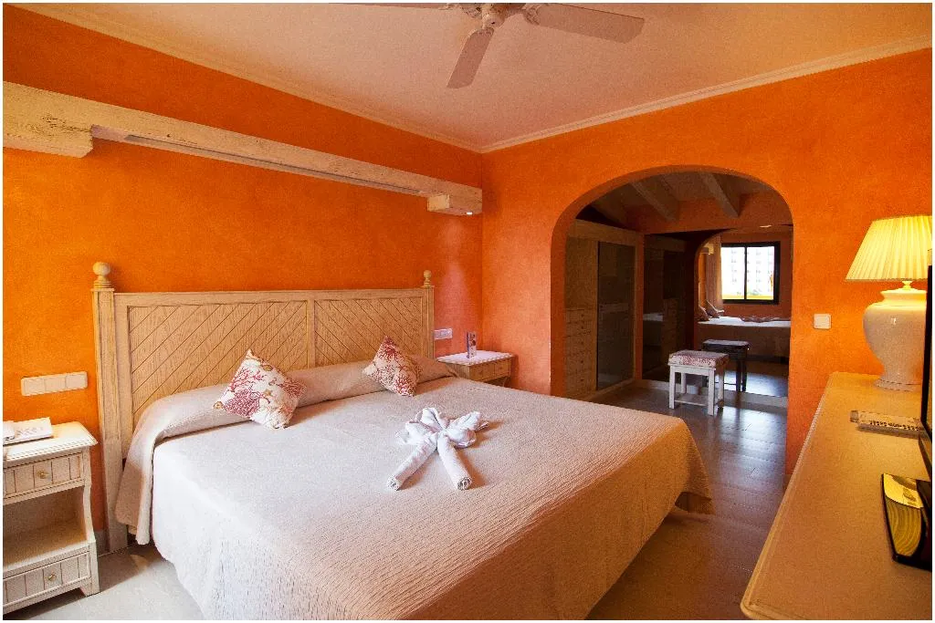 APARTMENT TWO BEDROOMS Room, Royal Son Bou Family Club, Menorca