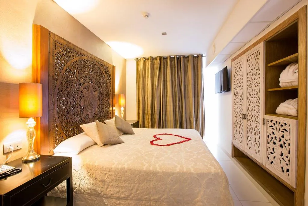 JUNIOR SUITE STANDARD Room, Alba Seleqtta Hotel Spa Resort, Costa Brava