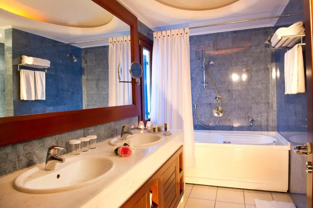 SUITE HONEYMOON Room, Petinos Beach, Mykonos