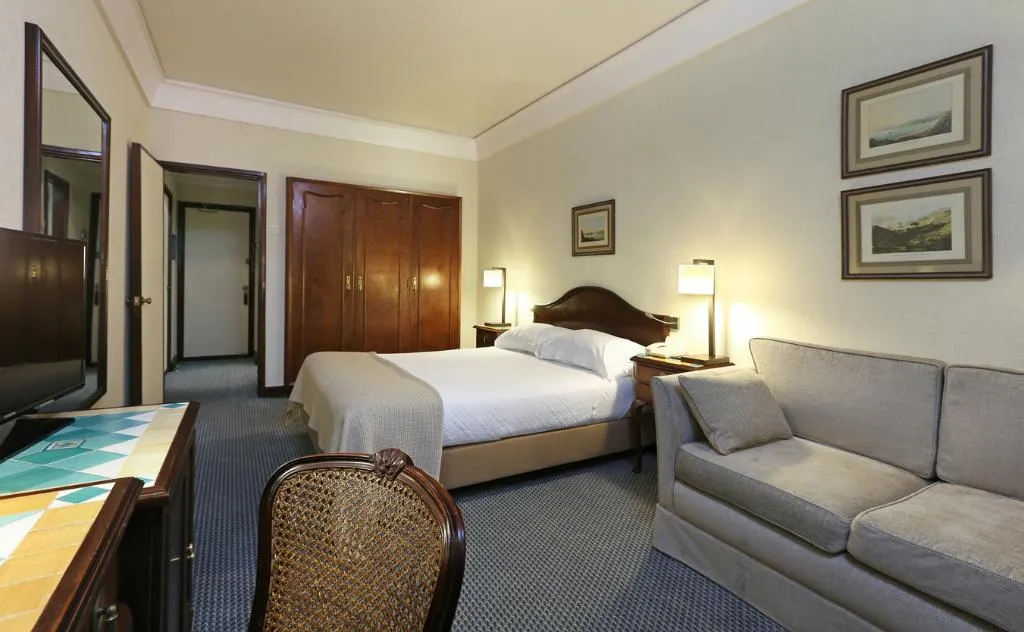 DOUBLE CAPACITY 3 Room, Lisboa Plaza, Lisbon