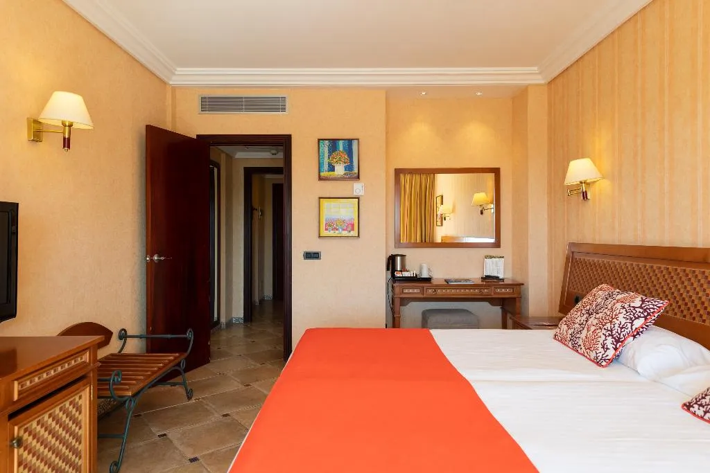 Double or Twin STANDARD Room, Hotel Cordial Mogan Playa, Gran Canaria