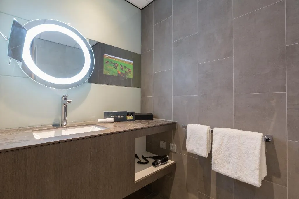 DOUBLE STANDARD Room, Postillion Hotel Amsterdam, Amsterdam
