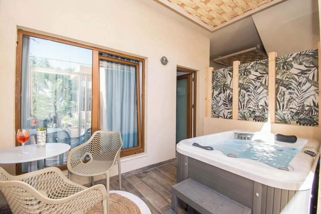 Sports and Entertainment, Yianna Caravel Suites by Checkin (adults only), Crete